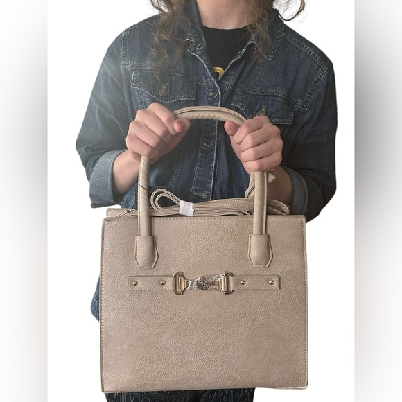 NWT Beverly Hill Polo Club Taupe Shoulder Bag - Picture 2 of 7